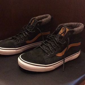 Vans High-tops, barely worn, size 9